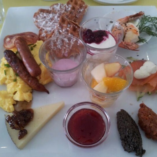 breakfast photo