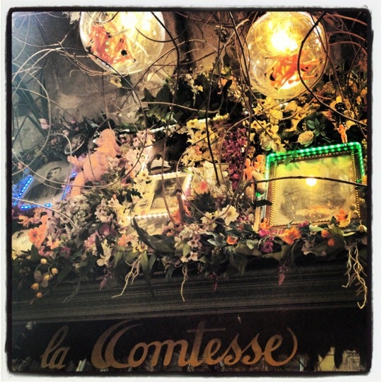 La Comtesse