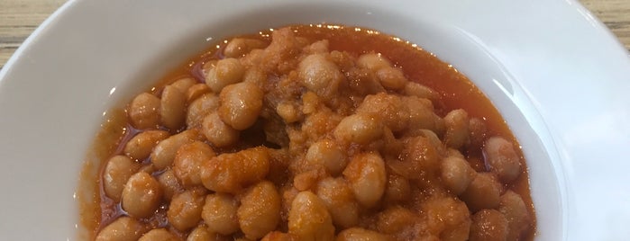 Aşhana İspir Kurufasulyecisi is one of Ev yemekleri.