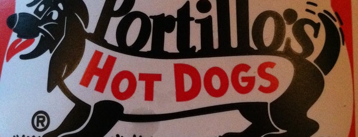 Portillo's is one of @MisterHirsch : понравившиеся места.