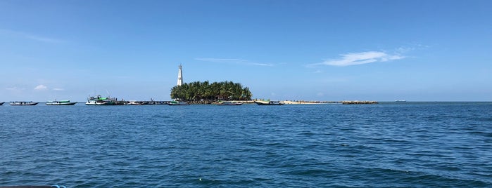 Pulau Beras basah is one of Lighthouse Bucket List.