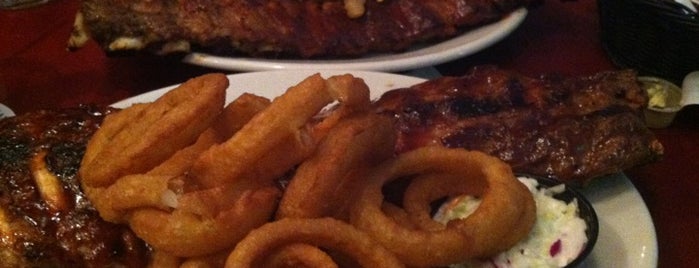 Twin Anchors Restaurant & Tavern is one of The 15 Best Places for Ribs in Chicago.