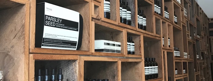 The 15 best cosmetics shops in new york city Senge fra my home skibsbriks