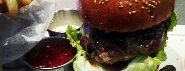 The 15 Best Places For Burgers In Georgetown Washington Thunder Burger Bar Is One Of The 15 Best Places For Burgers In Georgetown