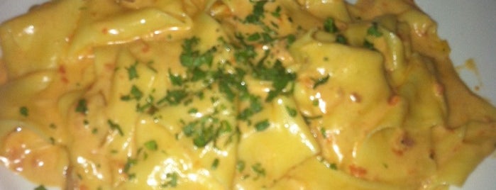 The Best Restaurants for Celebrity Spotting