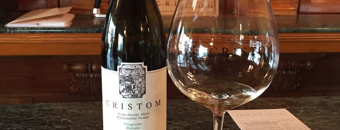 Christom Winery is one of Lugares favoritos de Andrew.