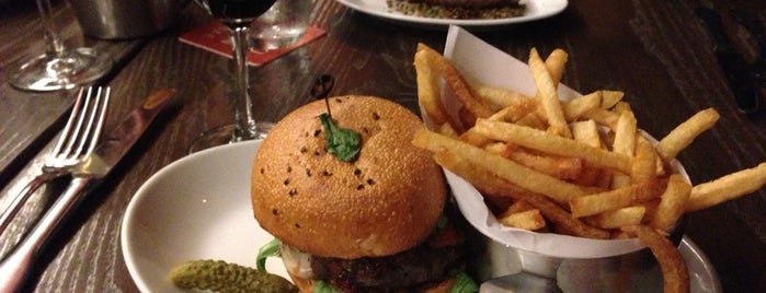 The Best Restaurants for Celebrity Spotting