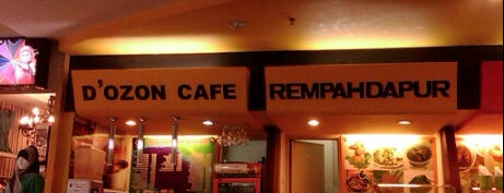 Food Point is one of Wisata Kuliner Samarinda.