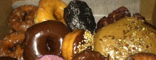 The 15 Best Places For Cinnamon Rolls In Kansas City Donut King Is One Of The 15 Best Places For Cinnamon Rolls In Kansas City