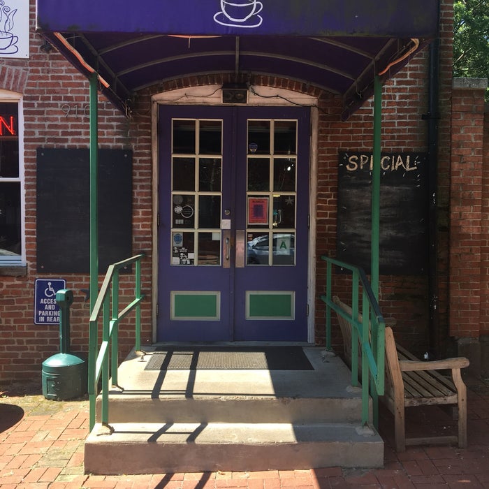 Soulard Coffee Garden Cafe reviews, photos - Soulard - St. Louis - GayCities St. Louis