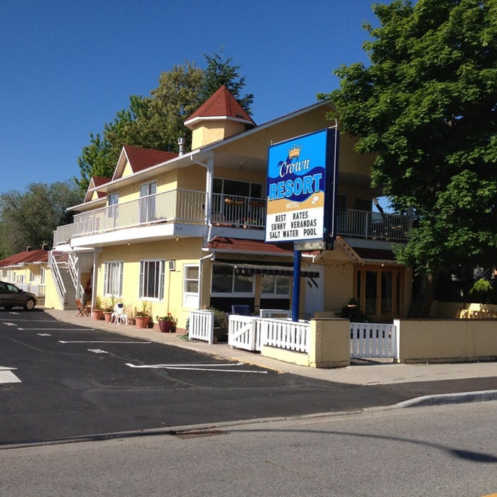 Crown Resort Motel reviews, photos - Penticton - Kelowna & Penticton