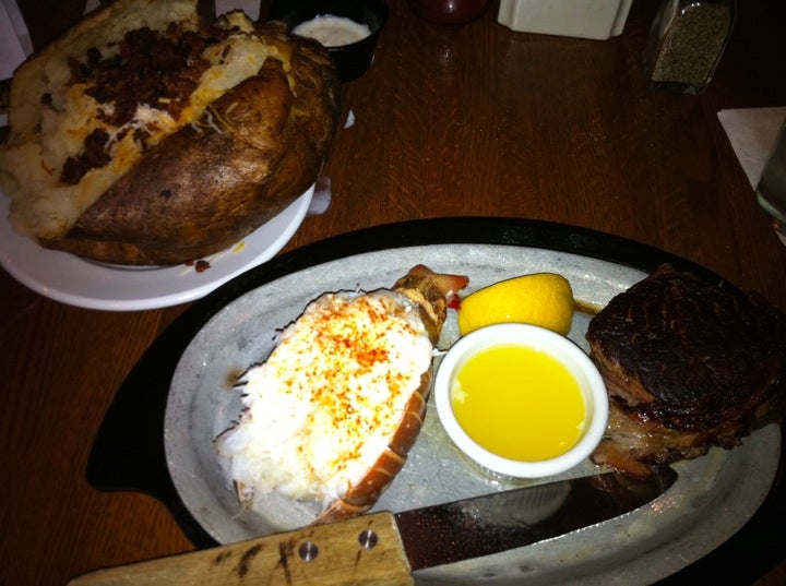 Jess & Jim's Steak House at 517 E 135th St (at Locust St) Kansas City, MO