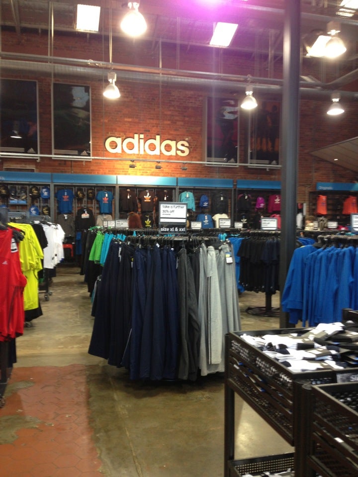adidas Outlet Store in Melbourne - 377 Smith Street | www.waterandnature.org