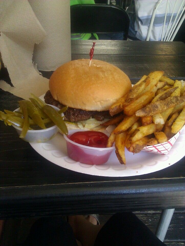 Hubcap Grill at 1111 Prairie (at San Jacinto) Houston, TX