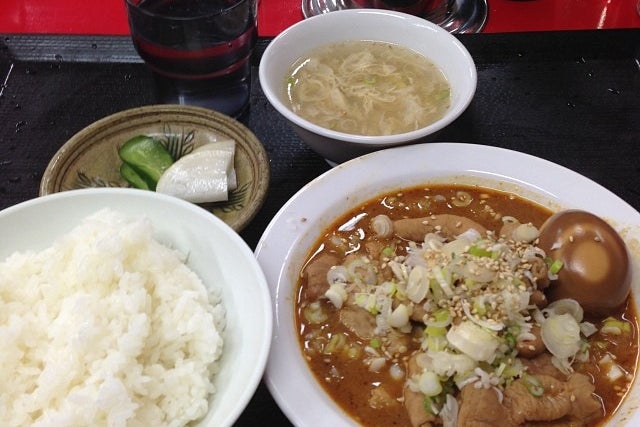 もつ煮 とん平食堂（茨城県）｜こころから