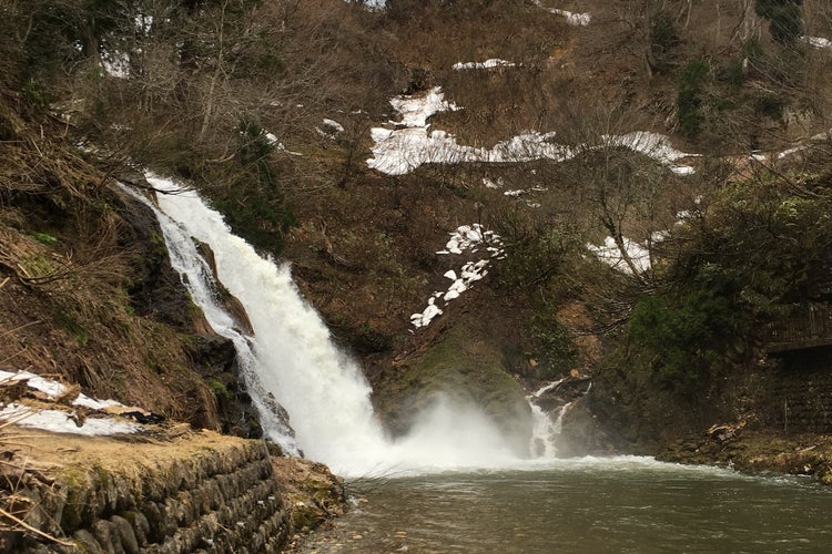 白銀の滝 山形県 こころから