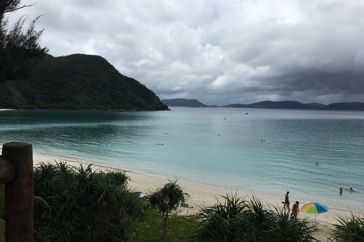 渡嘉志久ビーチ 沖縄県 こころから