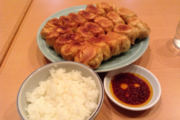 ホワイト餃子 越谷店 埼玉県 こころから