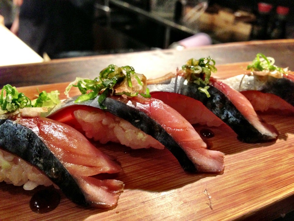 Akiko’s Restaurant & Sushi Bar at 431 Bush St (at Mark Ln.) San