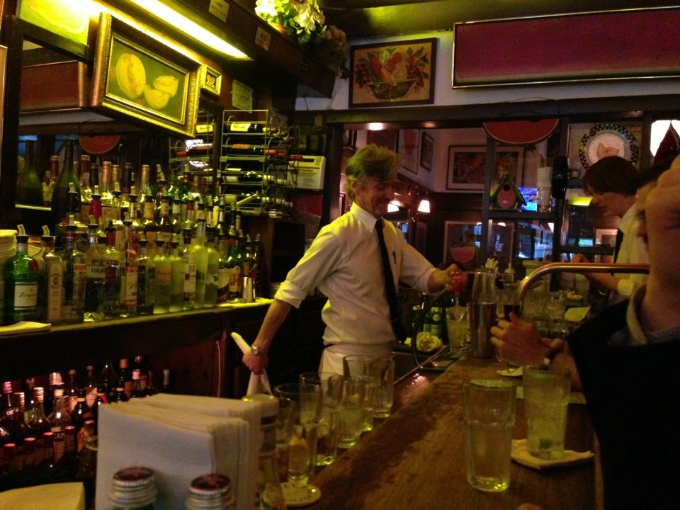 J.G. Melon at 1291 3rd Ave (at E 74th St) New York, NY