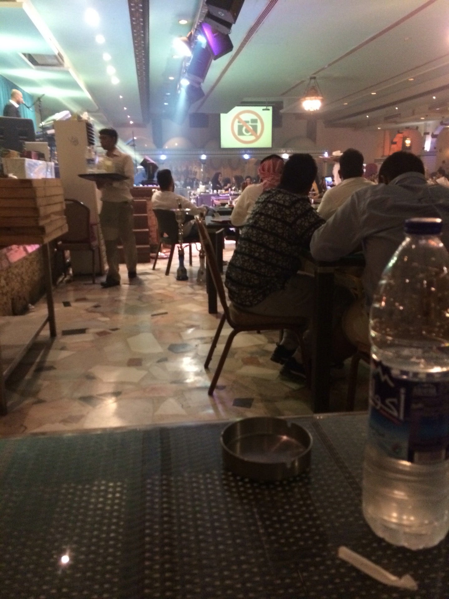 مطعم الكوفة دبي