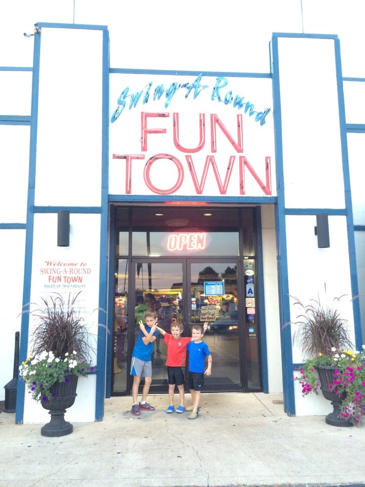 Swing Around Fun Town In Fenton Parent Reviews On Winnie