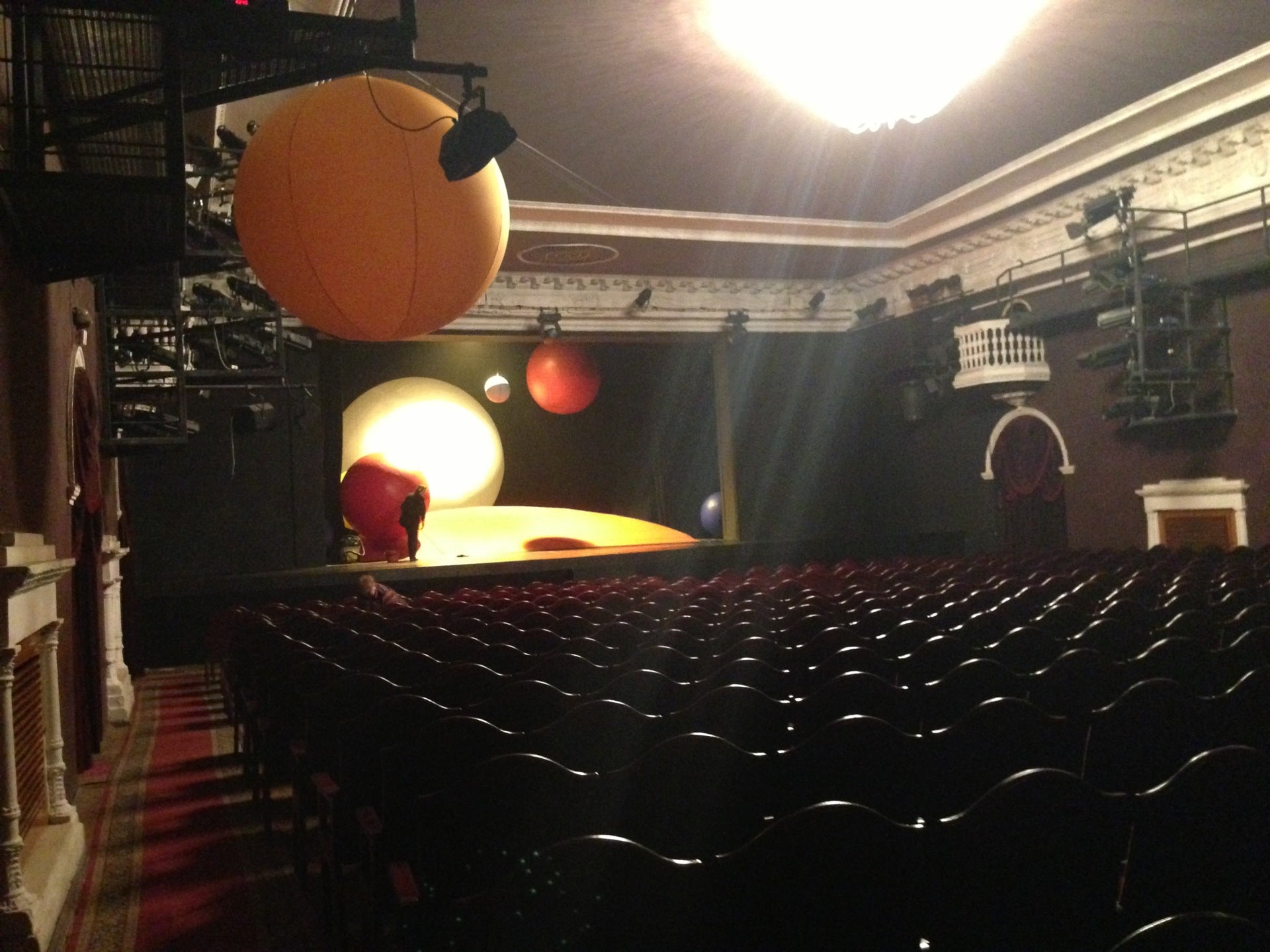 театр на литейном схема зала