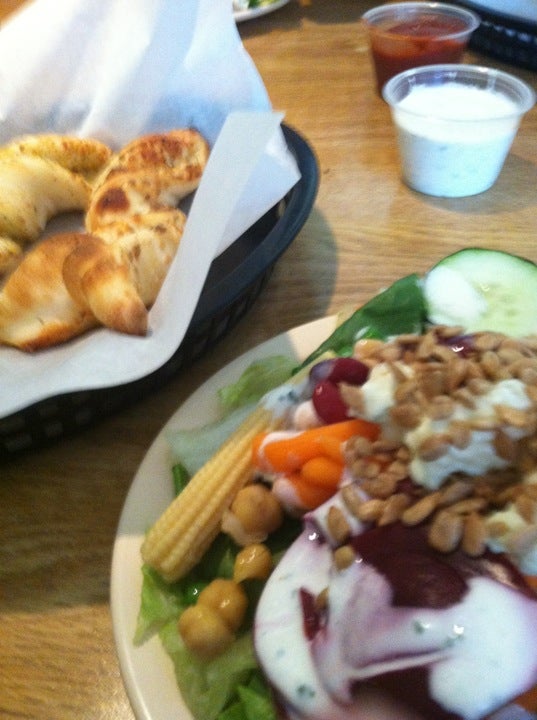 Round Table In Hollister Pa Reviews On Winnie
