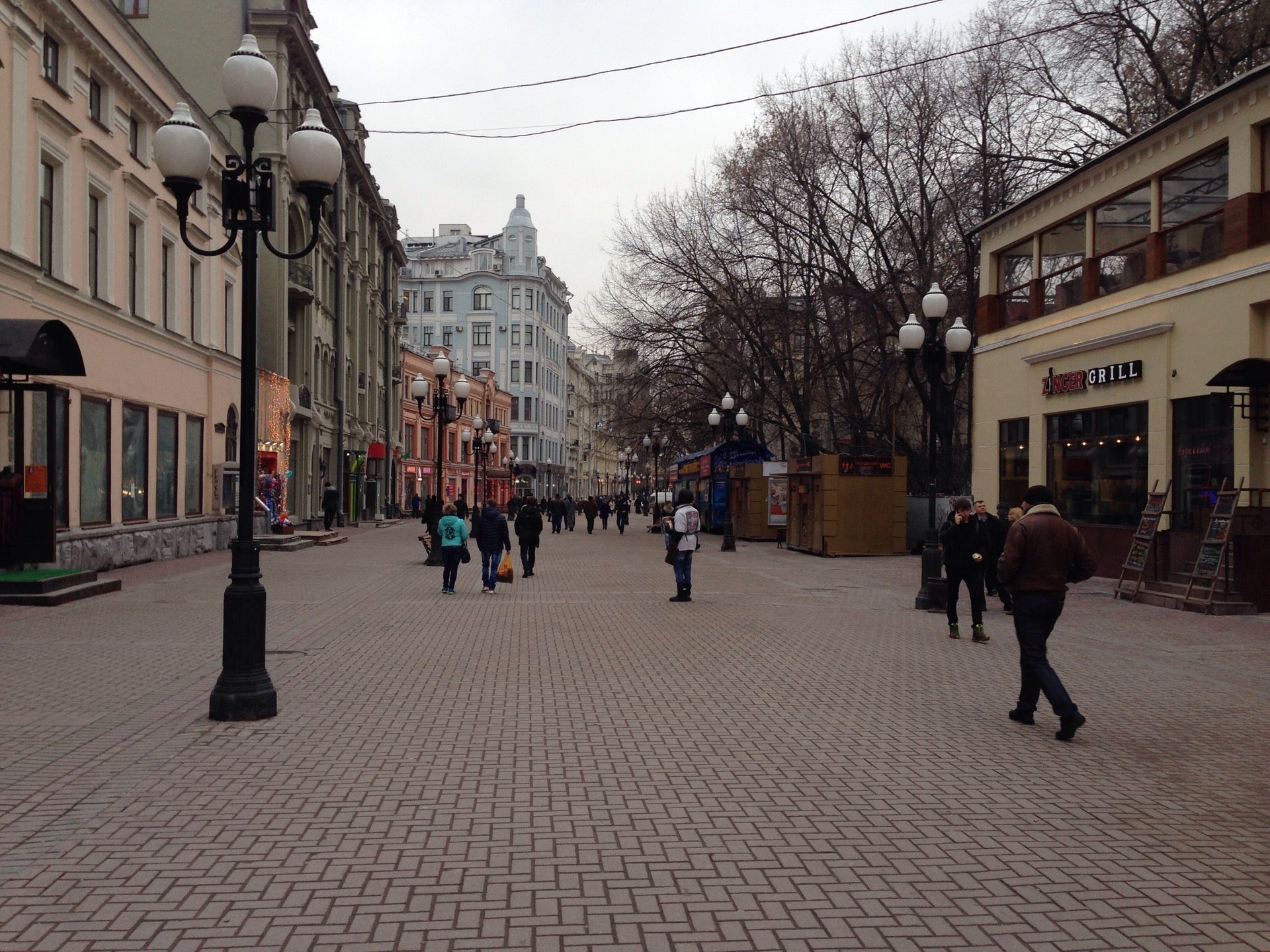 Арбат 11. Арбат в ноябре. Тати на Арбате.