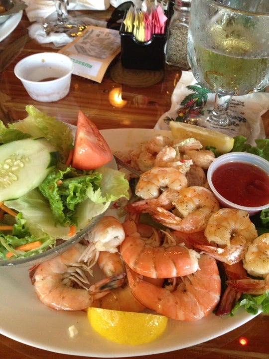 Two Friends Patio Restaurant In Key West Pa Reviews On Winnie Changing
