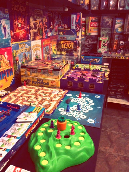 Гагагеймс. Гагагеймс СПБ. Площадка Playloft Gaga. Настольная игра красные гагагеймс. Игра кто круче СПБ