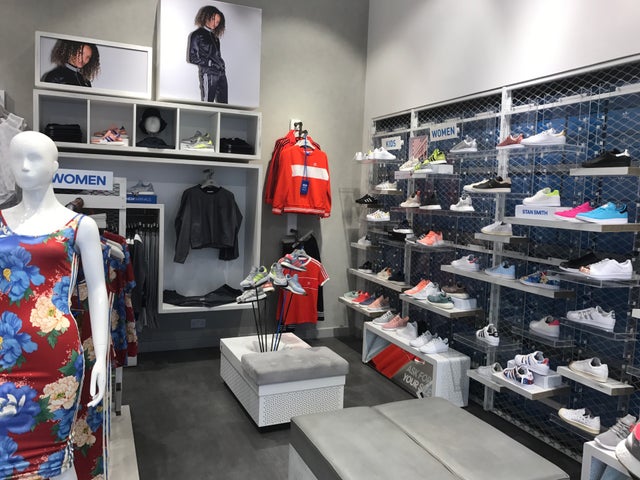 Adidas Originals, shop, Al Wahda Mall 