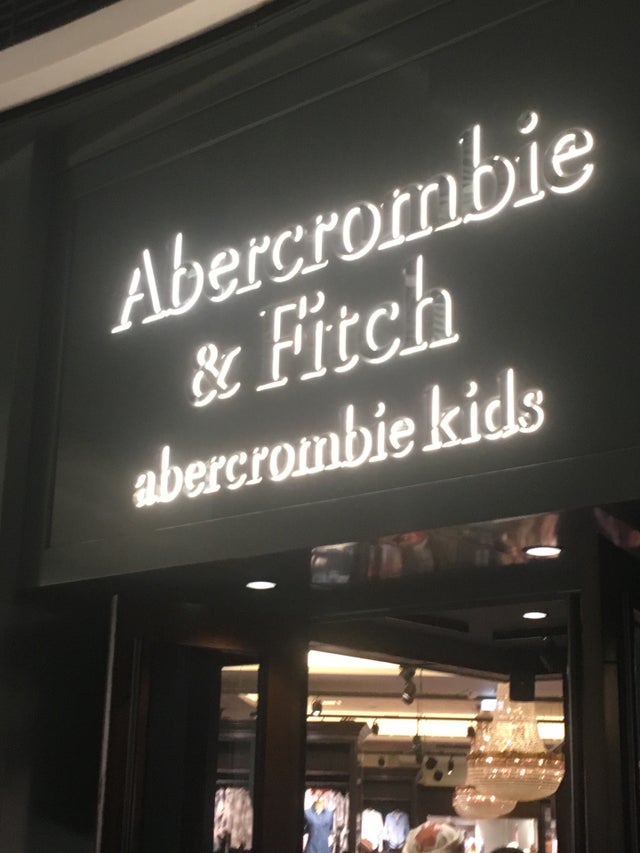 abercrombie and fitch galleria mall