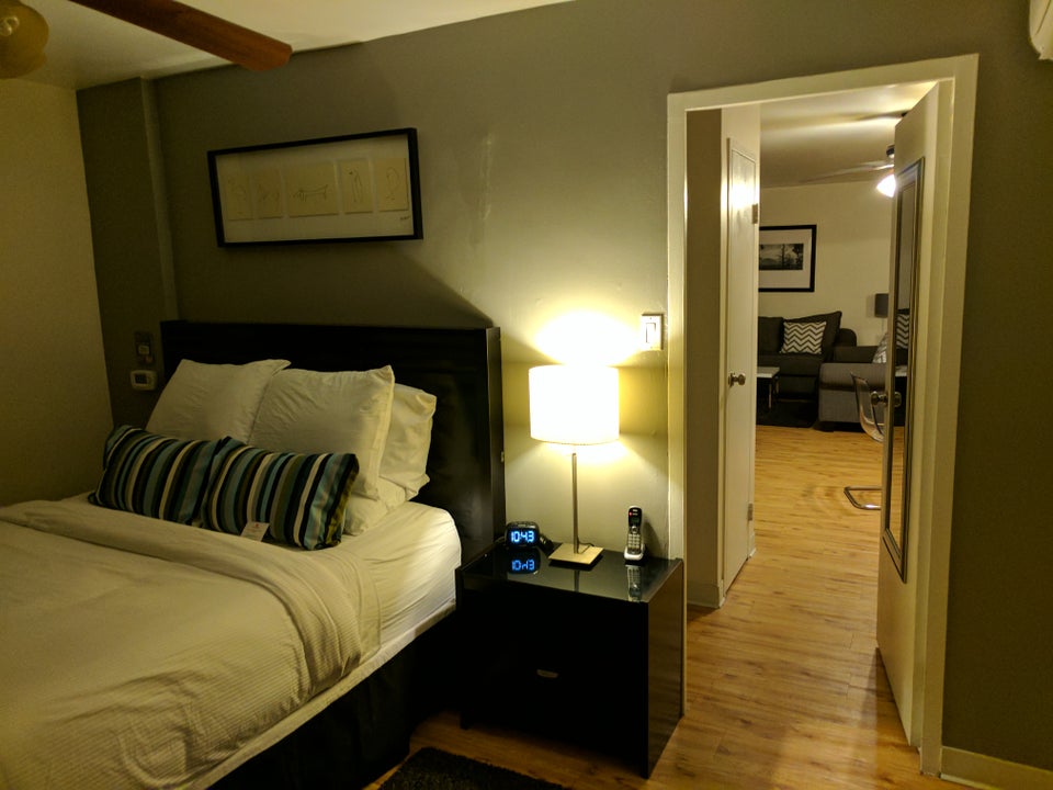 Photo of Shadyside Inn All Suites Hotel