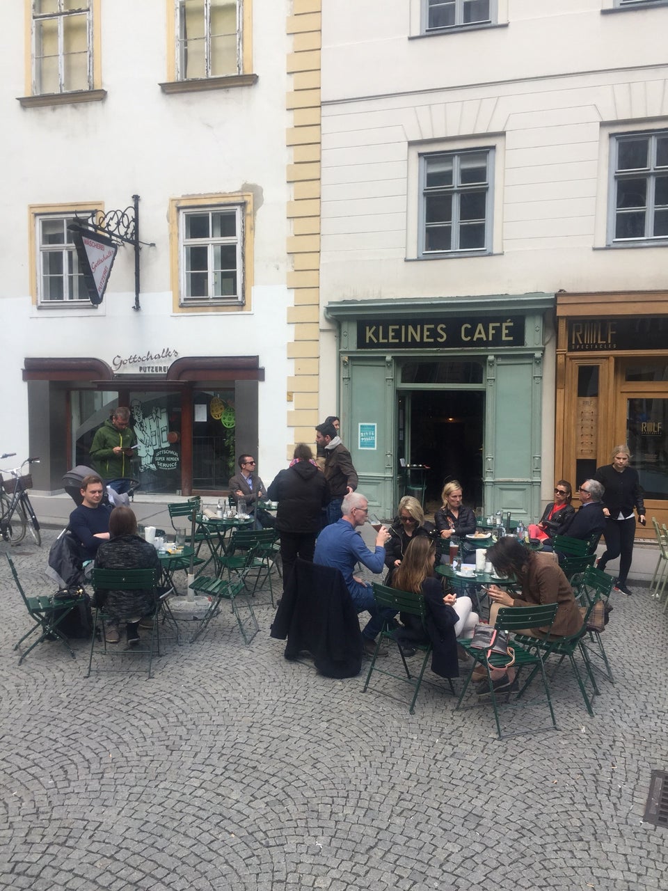 Photo of Kleines Café.