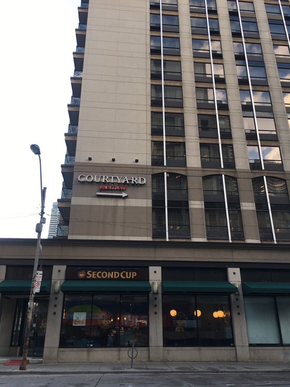 Photo of Courtyard by Marriott Downtown Toronto