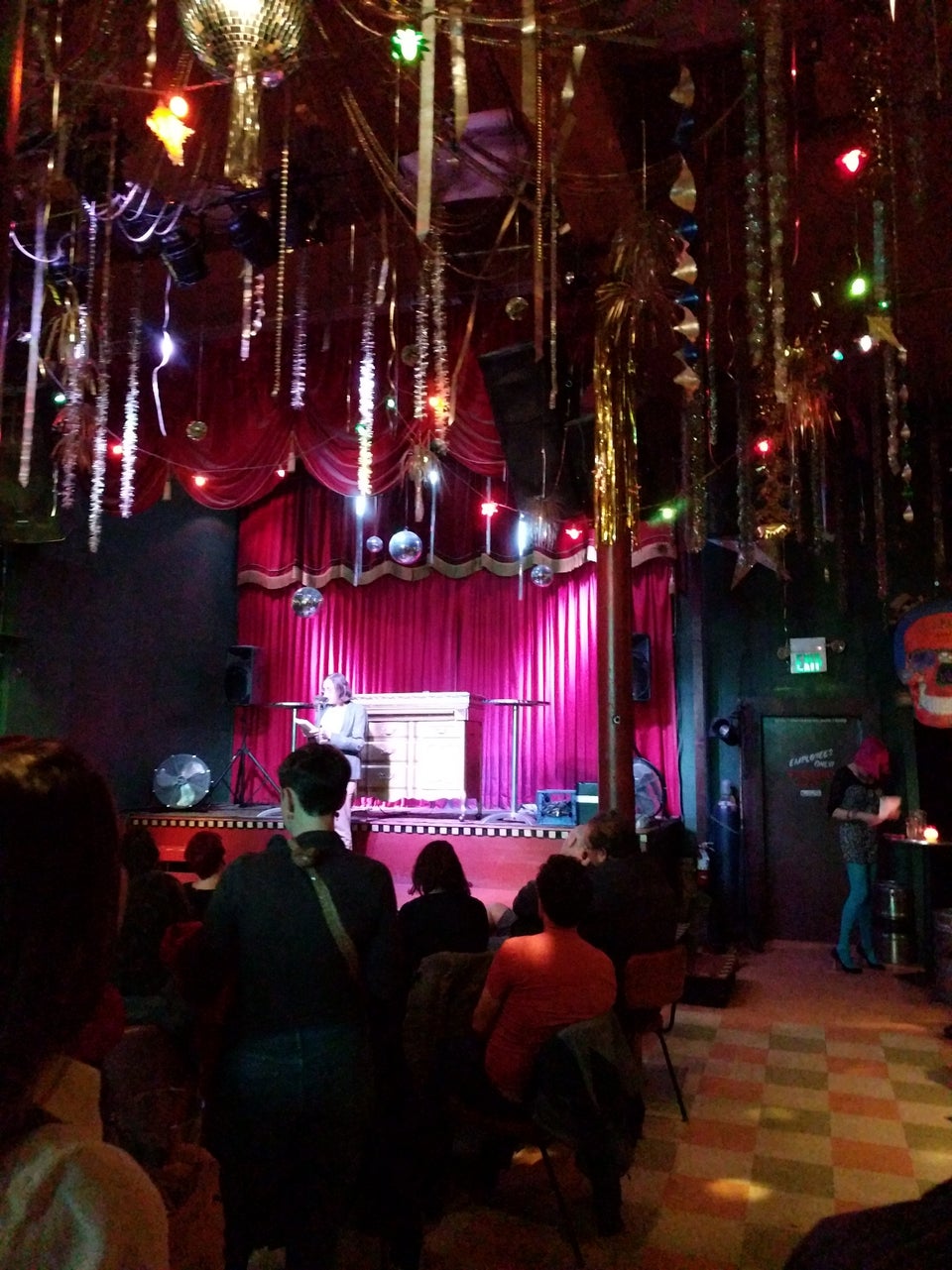 Make-Out Room reviews, photos - The Mission - San Francisco - GayCities San Francisco Make-Out Room reviews, photos - The Mission - San Francisco - GayCities San Francisco