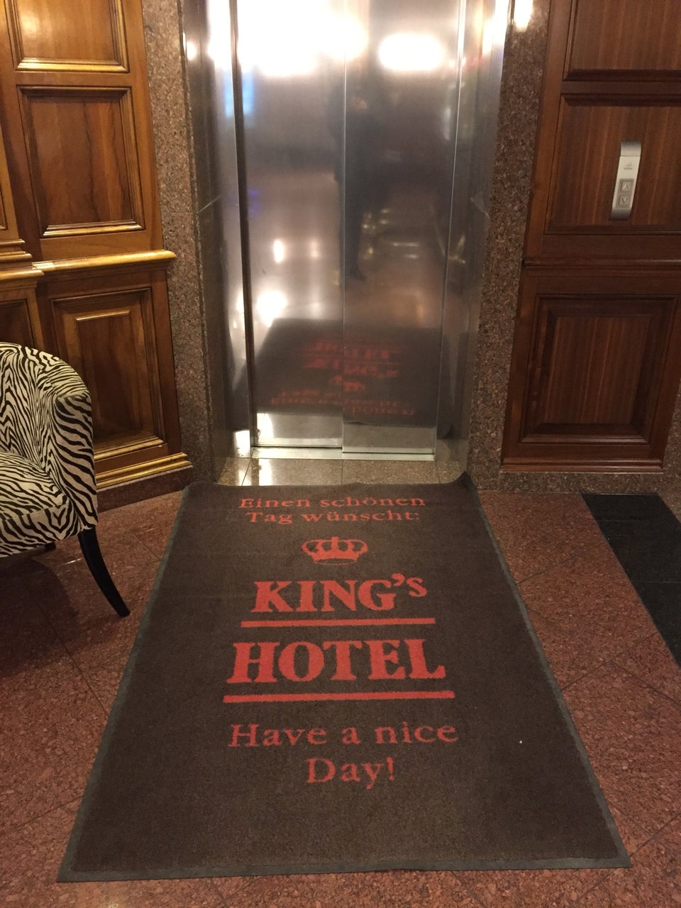 Photo of King's Hotel First