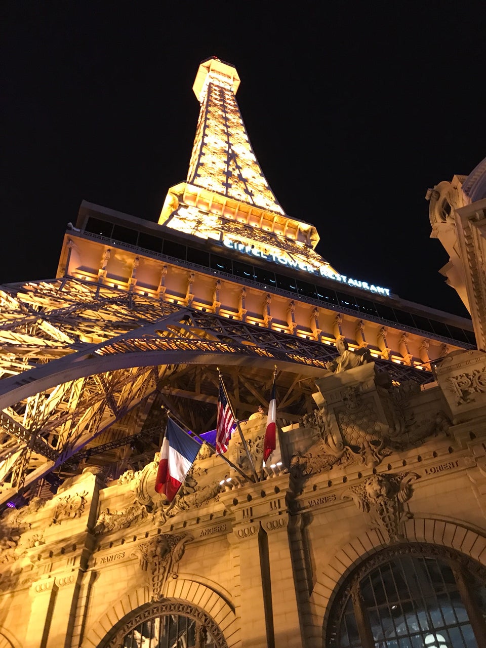 Las Vegas Attractions FLY LINQ & Eiffel Tower Viewing Deck at Paris Reopen