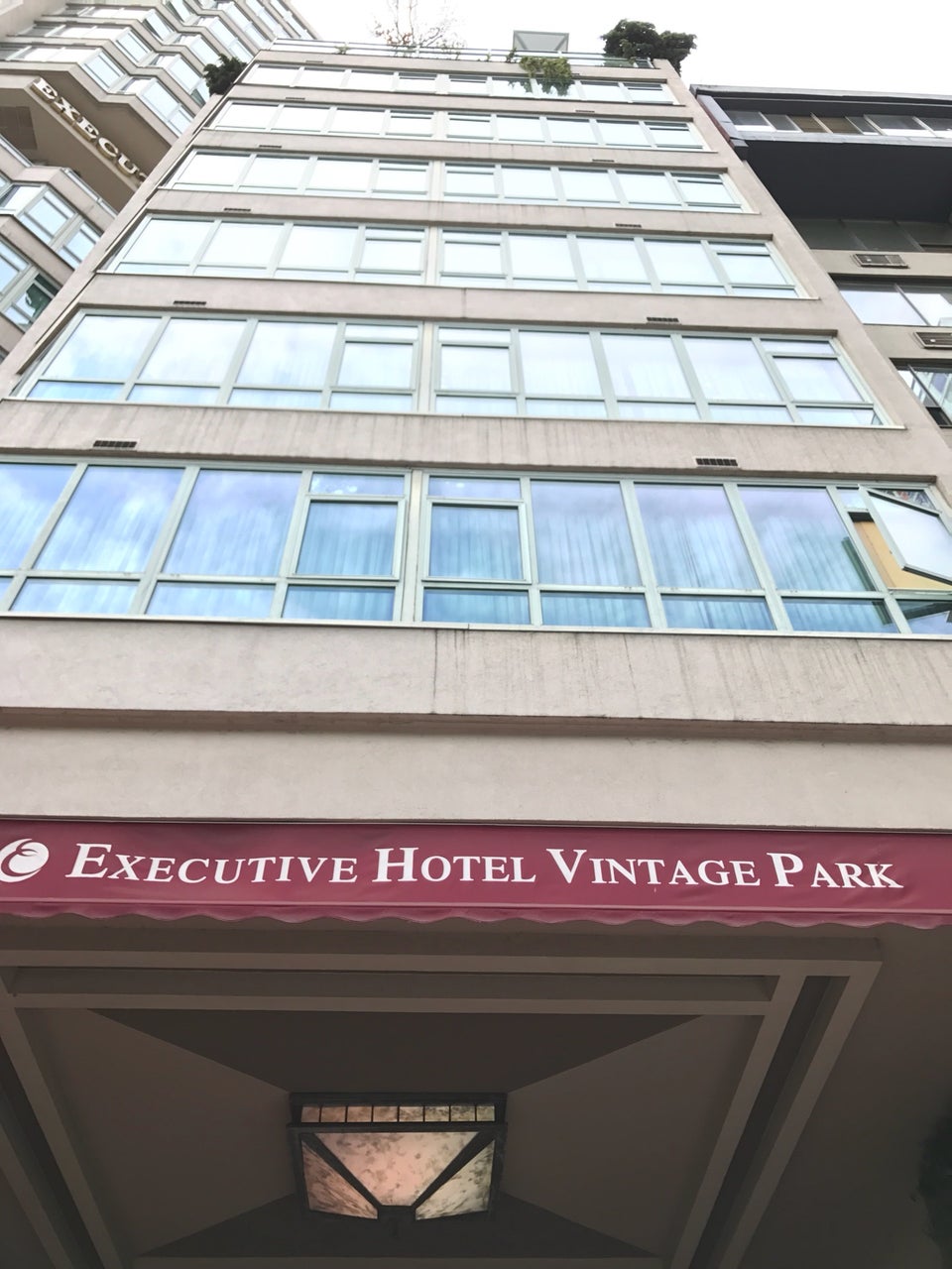 Photo of Executive Hotel Vintage Park
