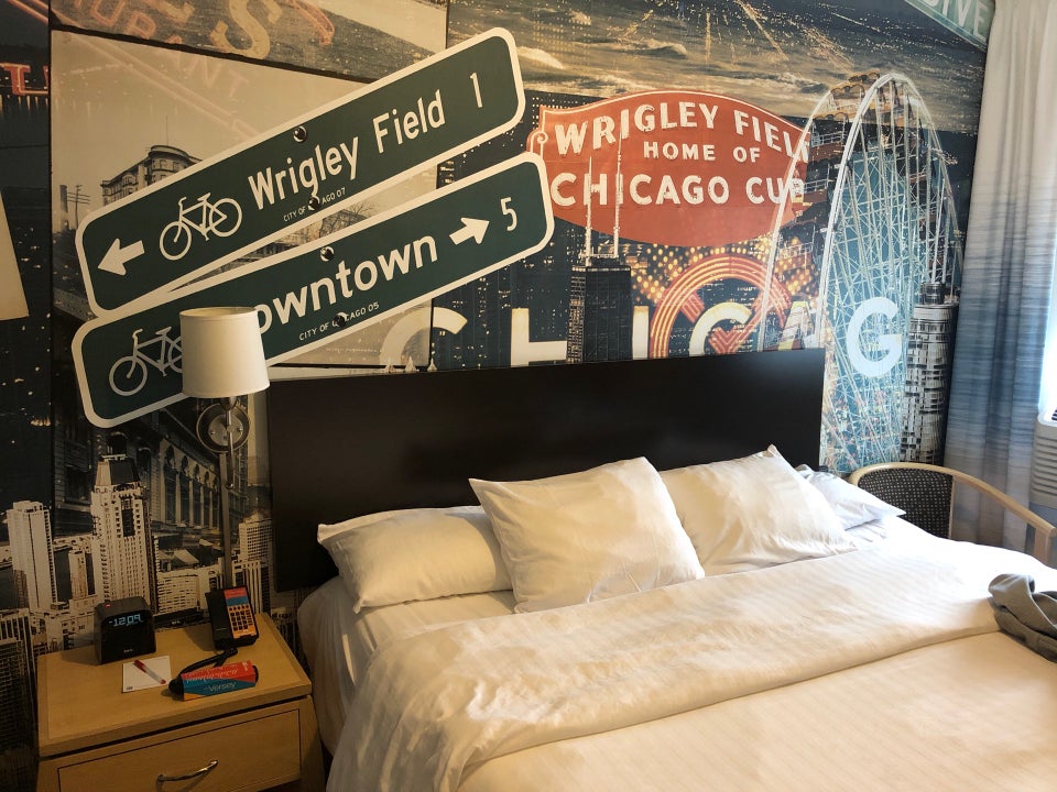 Photo of Hotel Versey Days Inn by Wyndham Chicago