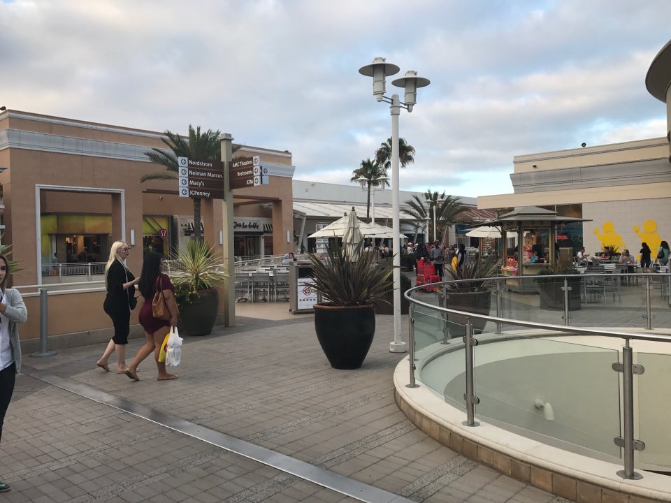 Louis Vuitton located at the Fashion Valley Mall located in San