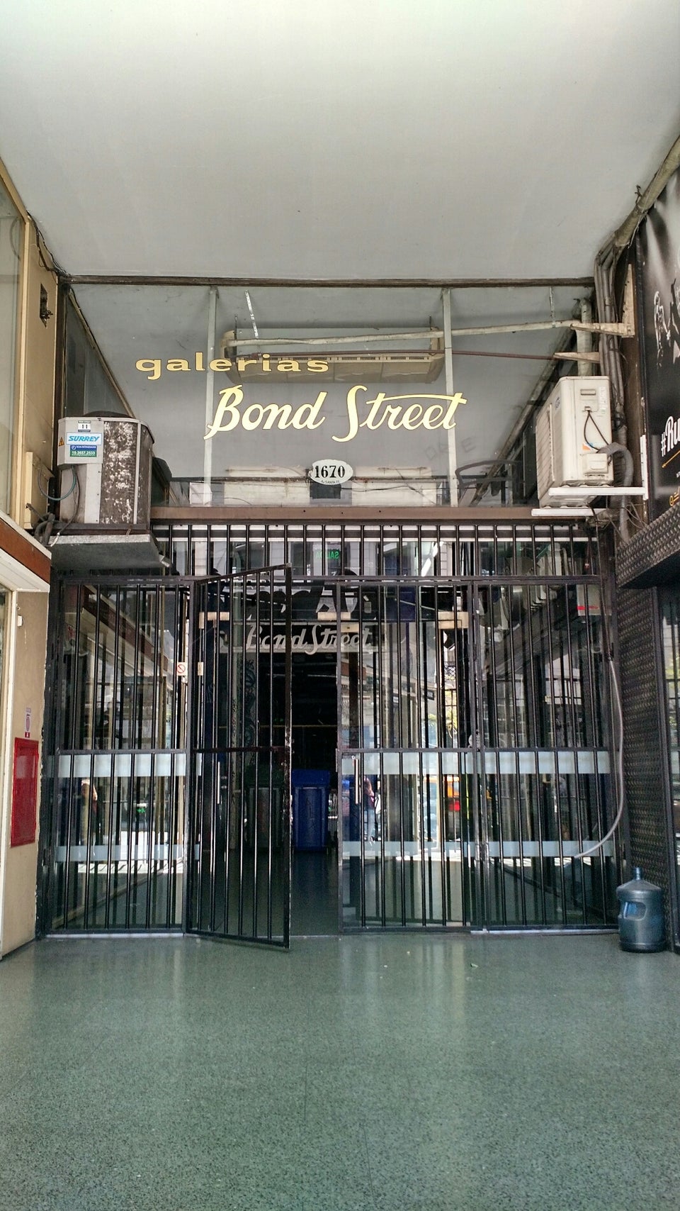 Photo of Galería Bond Street