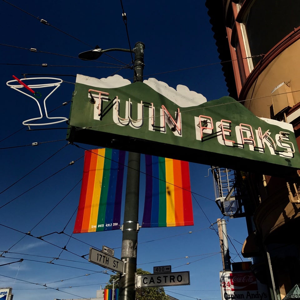 Photo of Twin Peaks Tavern