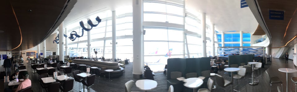 Photo of Seattle-Tacoma International Airport
