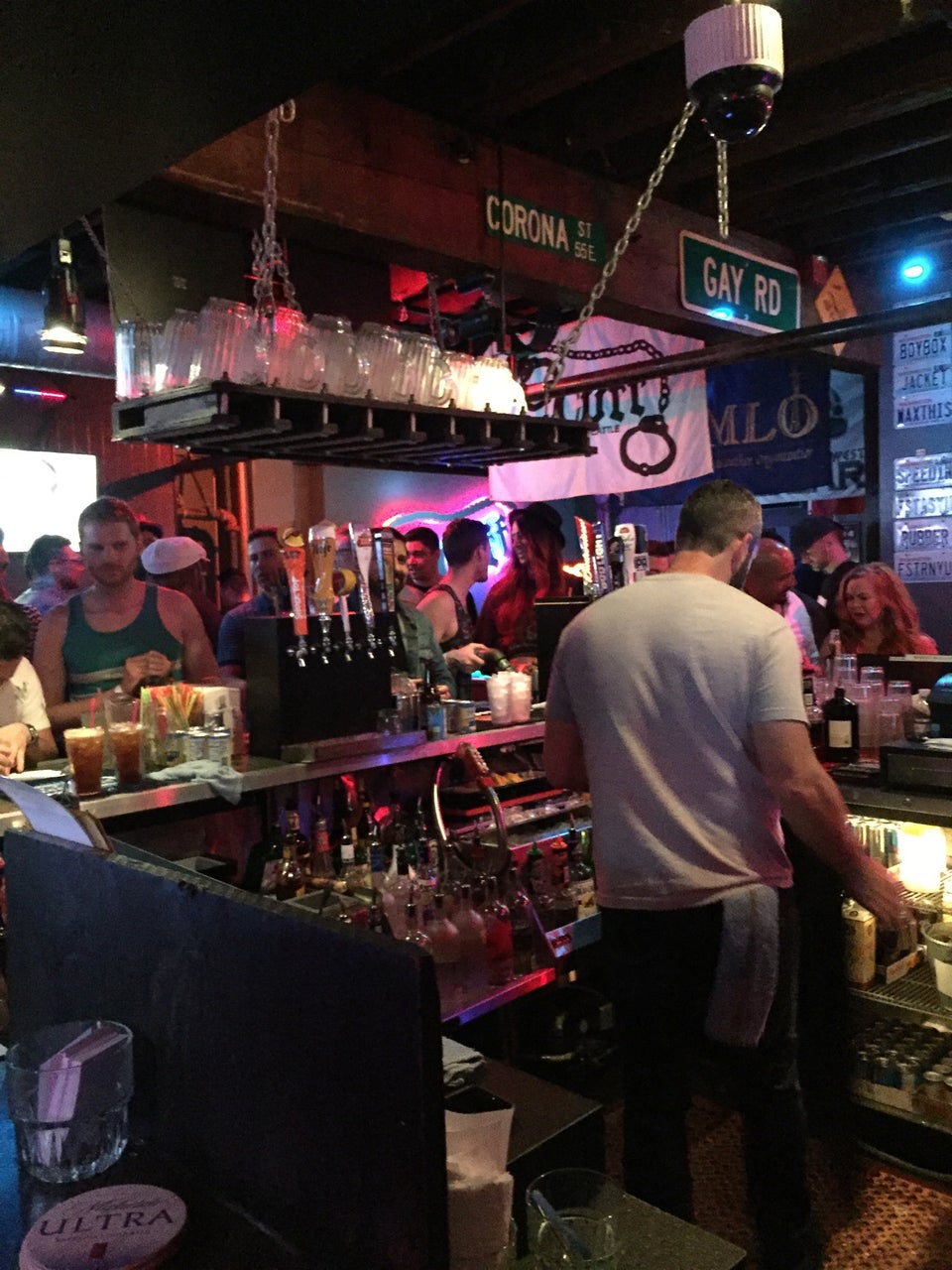 reddit best seattle gay bars