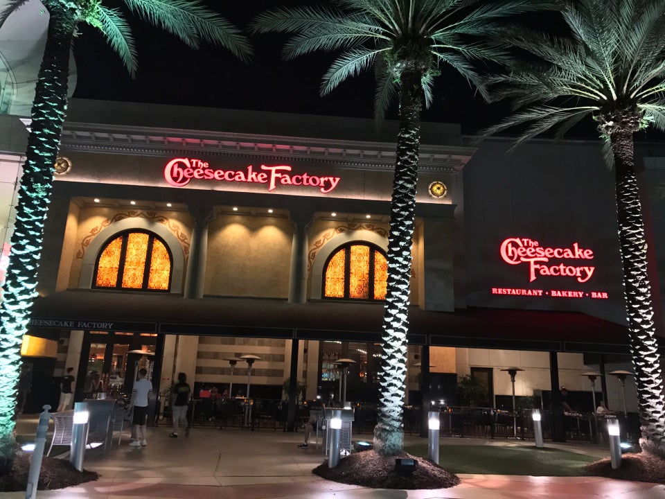 The Cheesecake Factory - Dining at the Mall at Millenia in Orlando, FL