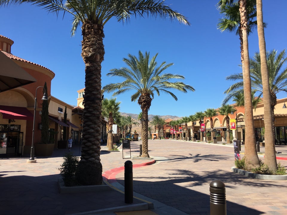 Desert Hills Premium Outlets - Riverside County Travel Reviews