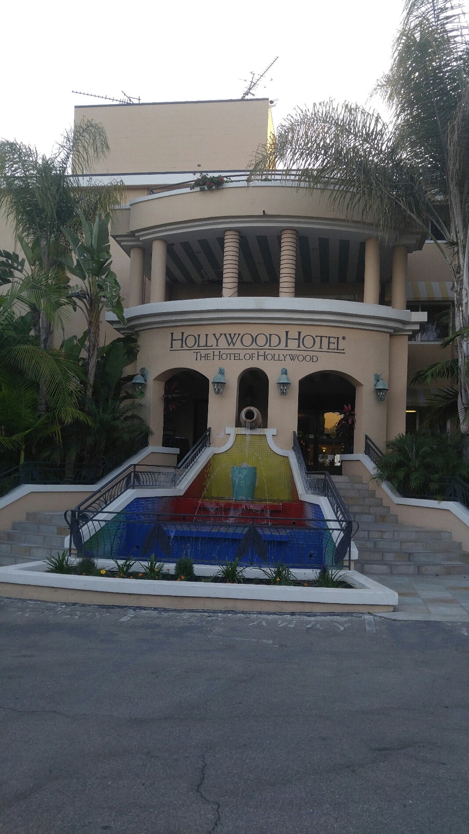 Photo of Hollywood Hotel ® is OPEN