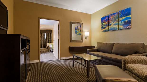 Photo of Best Western Royal Sun Inn & Suites